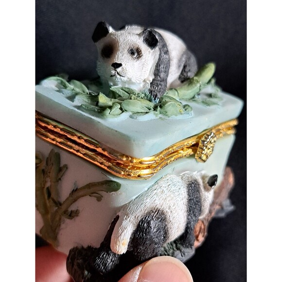 VTG Panda Trinket Box 3-dimensional Hinged - Picture 4 of 11